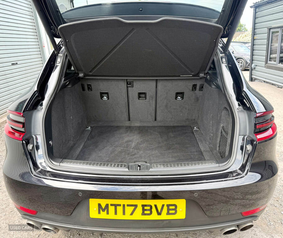Porsche Macan S Pdk Black #5