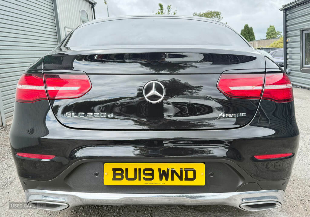 Mercedes-Benz GLC Class Glc 220D 4Matic Sport Premium 9G-tronic Black #4