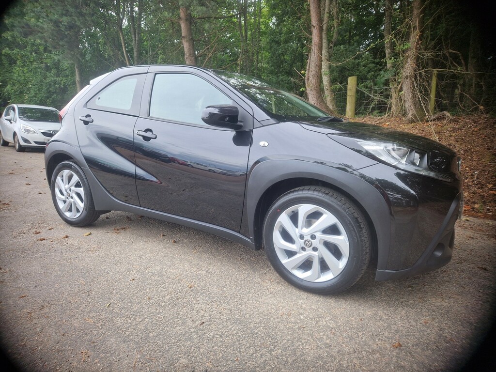 Toyota Aygo X Hatchback 1.0 Vvt-i Pure 202323 Black