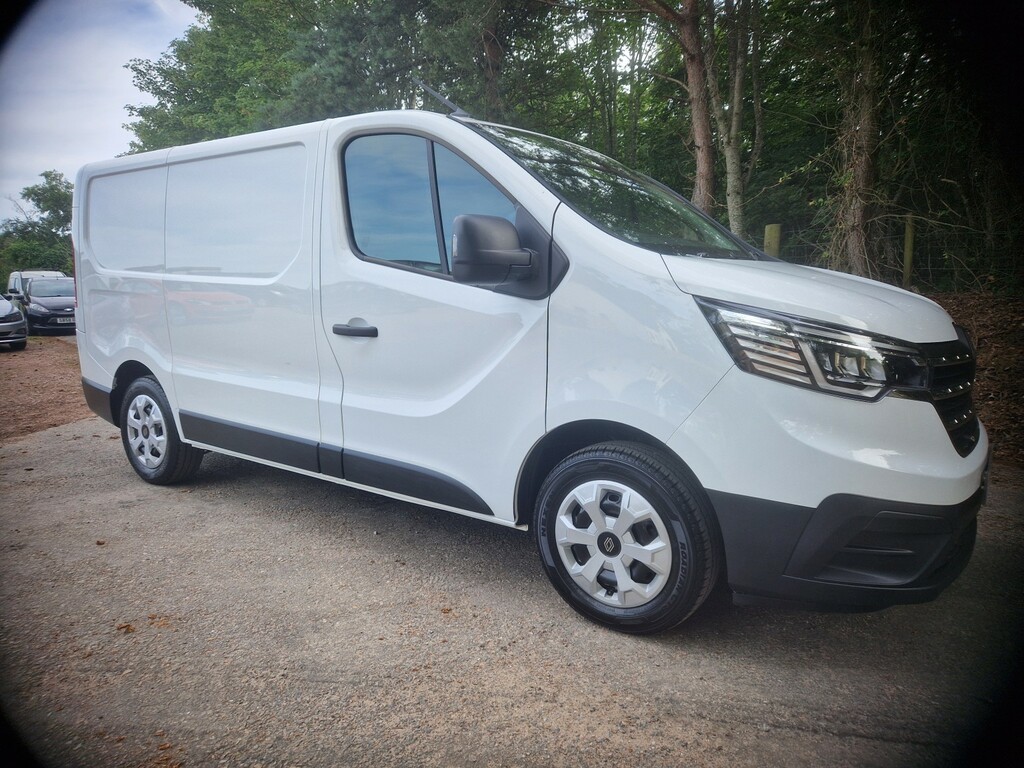 Renault Trafic 2.0 Sl30 Blue Dci 130 Advance Panel Van My24 White