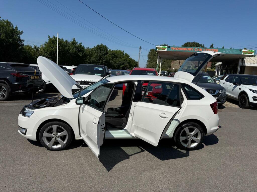 Skoda Rapid Spaceback Koda Rapid Spaceback Se Tech White #29