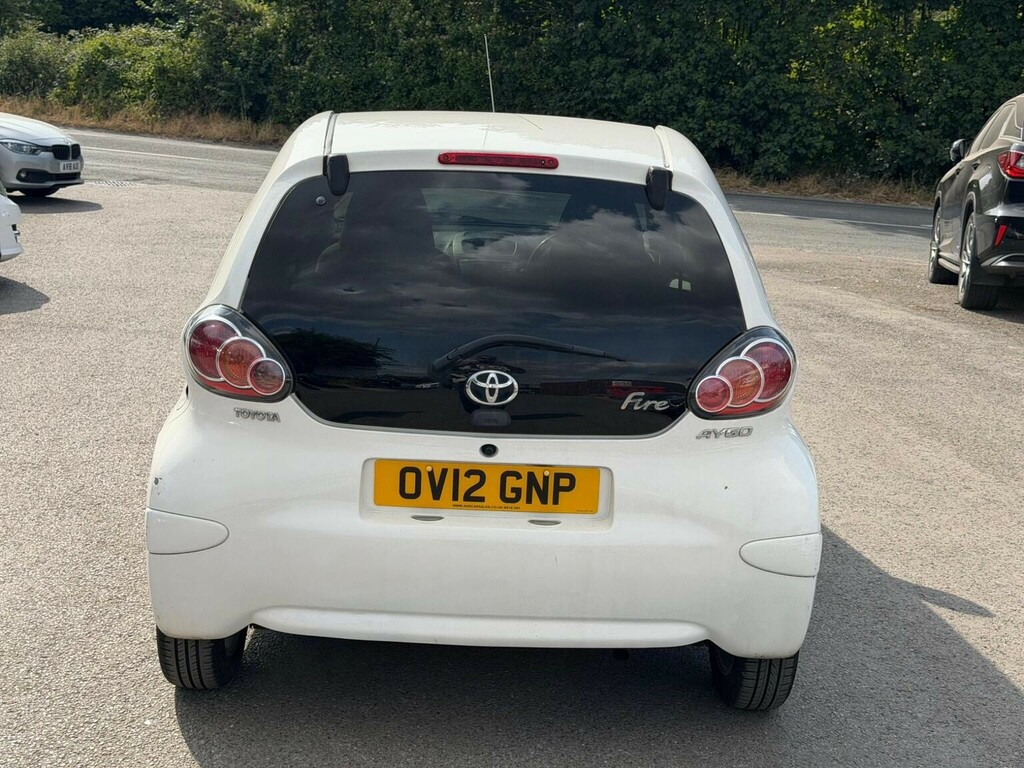 Toyota Aygo 1.0 Vvt-i Fire Euro 5 White #5