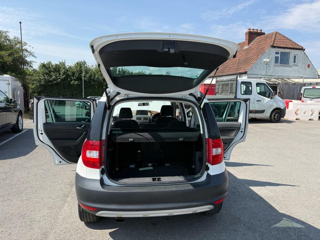 Skoda Yeti Tdi Elegance U425 Silver #26