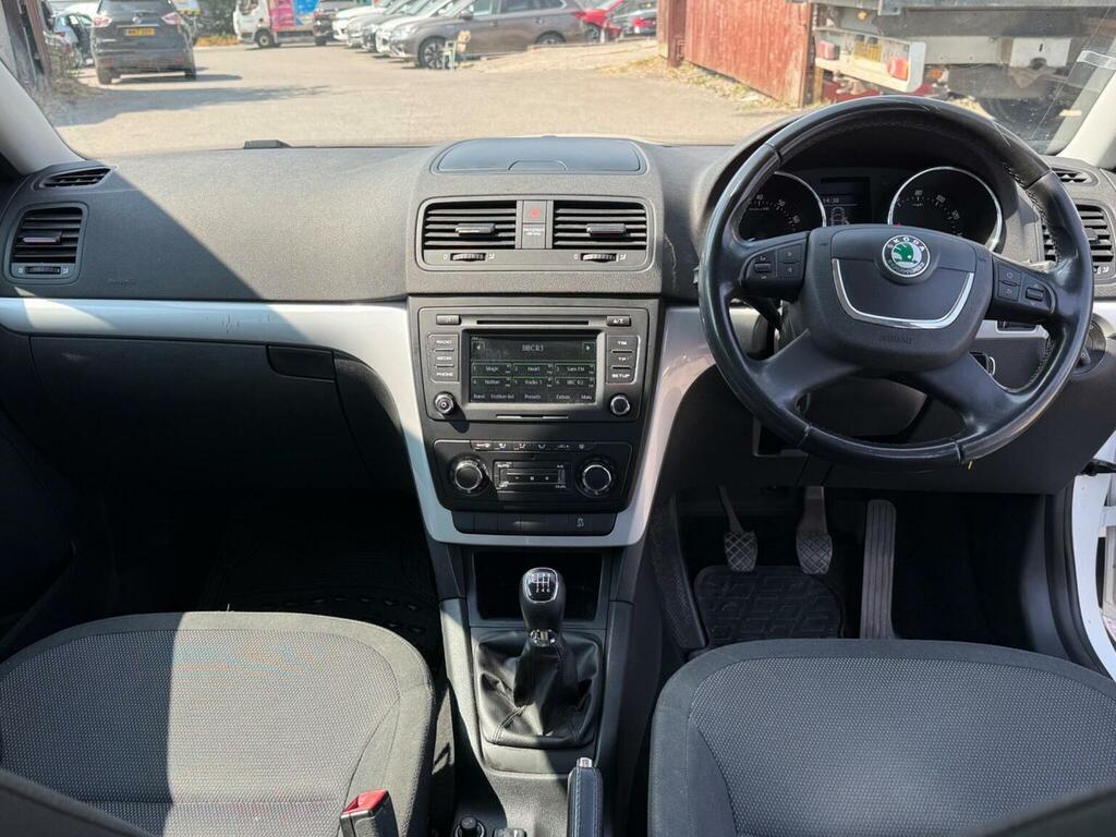 Skoda Yeti Tdi Elegance U425 Silver #11