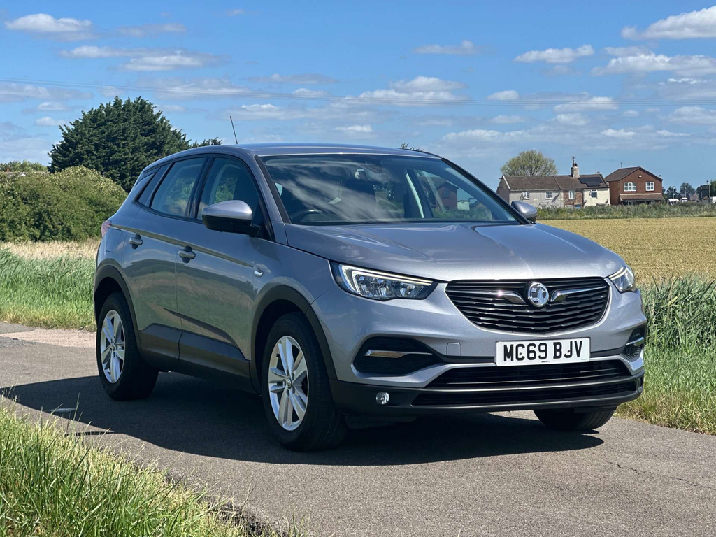 Vauxhall Grandland X Se T Grey
