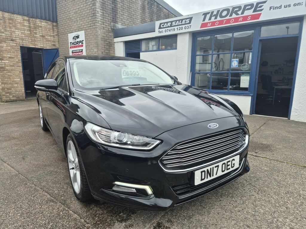 Ford Mondeo 2.0 Tdci Titanium 2017 Black #3