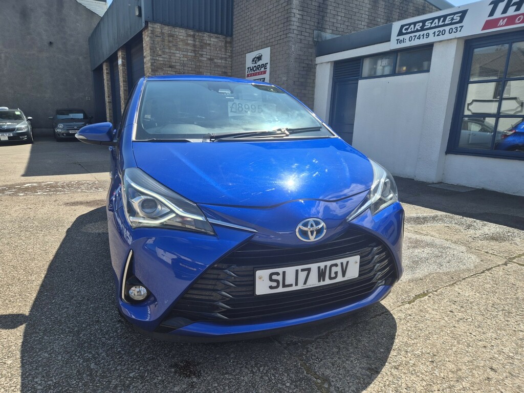 Toyota Yaris 1.5 Vvt-h Excel 2017 SL17WGV Blue #2