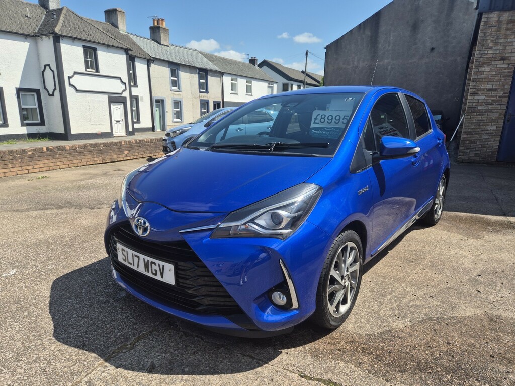 Toyota Yaris 1.5 Vvt-h Excel 2017 SL17WGV Blue #3