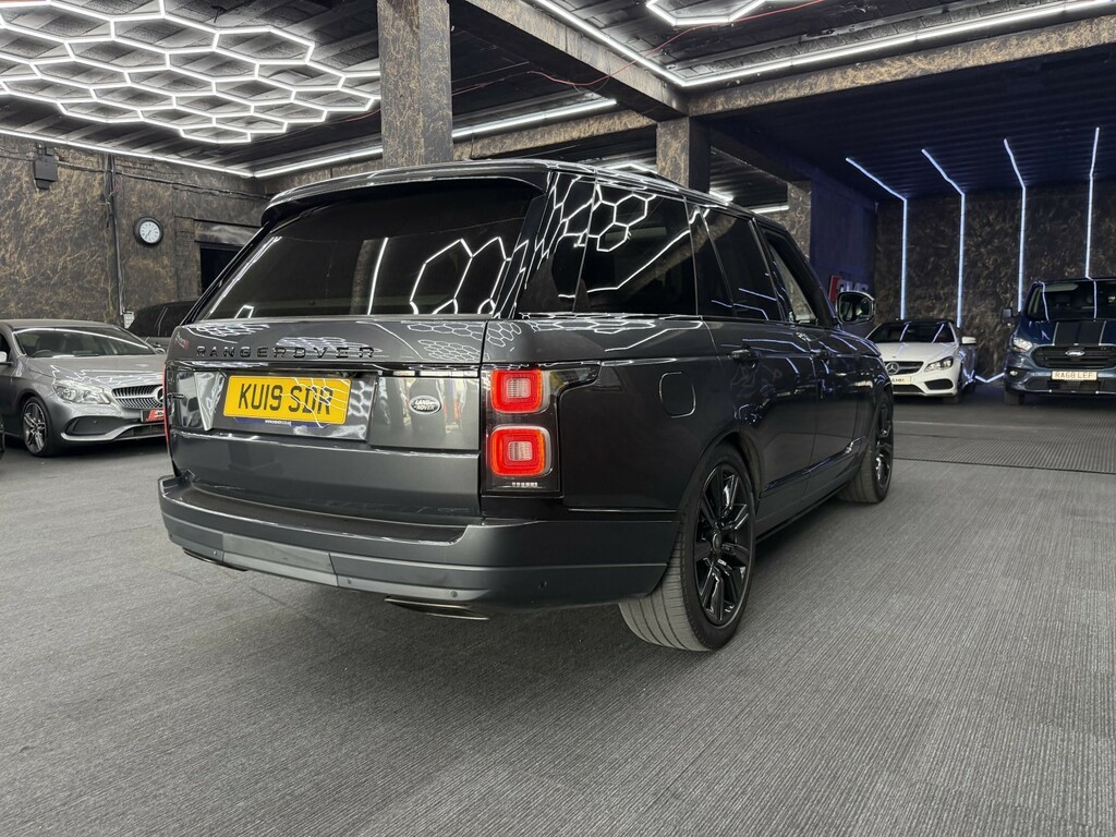 Land Rover Range Rover Black #18