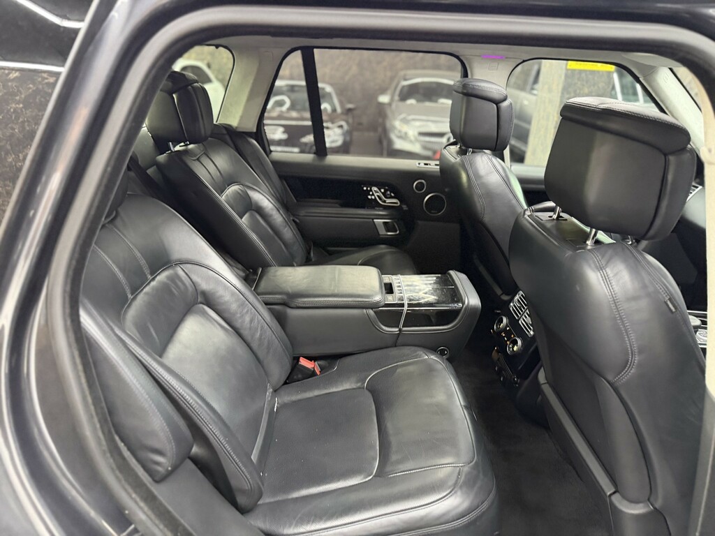 Land Rover Range Rover Black #26