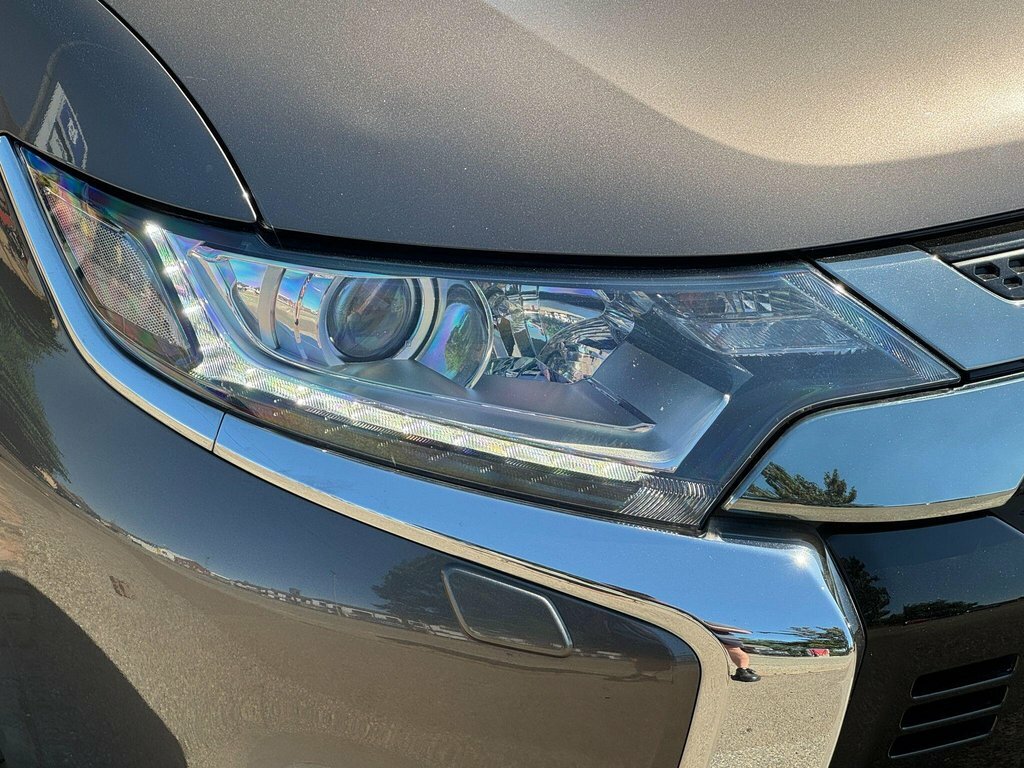 Mitsubishi Outlander 2.4L Juro YT19EXZ Brown #2