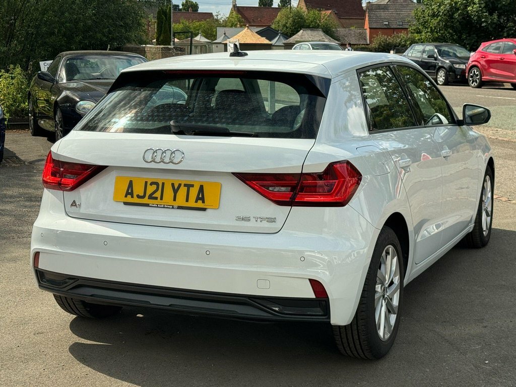 Audi A1 1.5L Sport AJ21YTA White #3