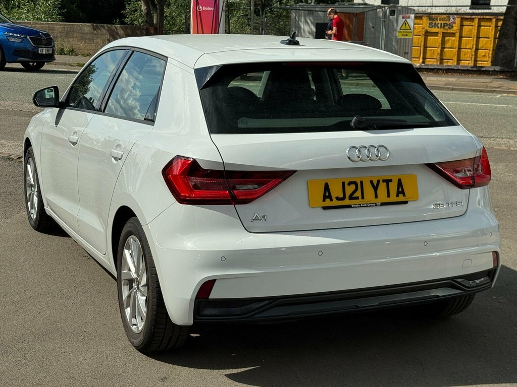 Audi A1 1.5L Sport AJ21YTA White #5