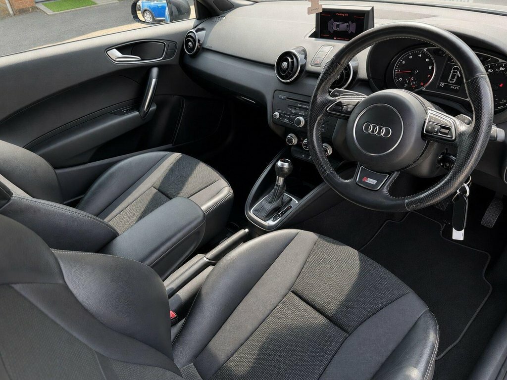 Audi A1 1.0 Tfsi Sport Sportback S Tronic Euro Red #5