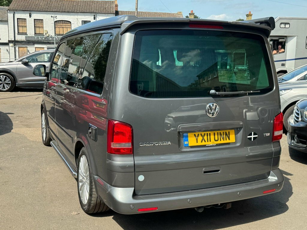 Volkswagen California Mpv Grey #5