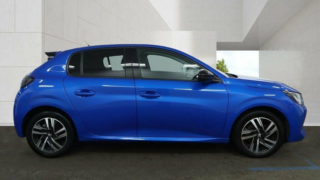 Peugeot 208 1.2L Allure Premium Blue #2