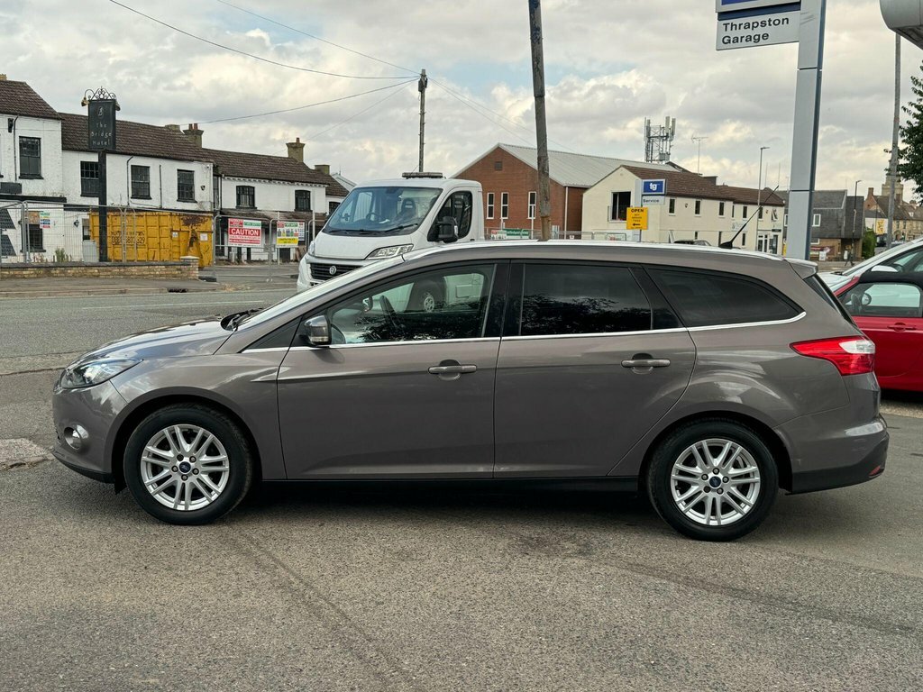 Ford Focus 1.6L Titanium Brown #6