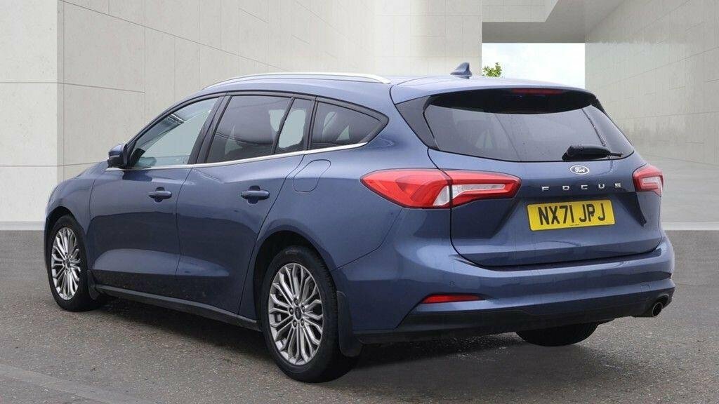 Ford Focus 1L Titanium X Blue #3