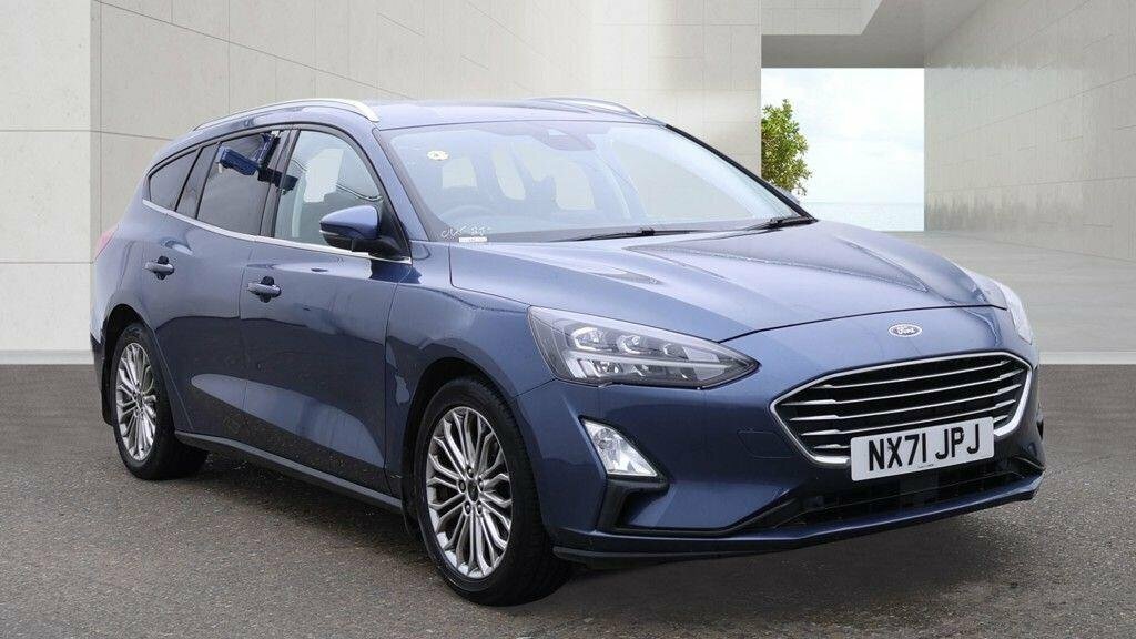 Ford Focus 1L Titanium X Blue