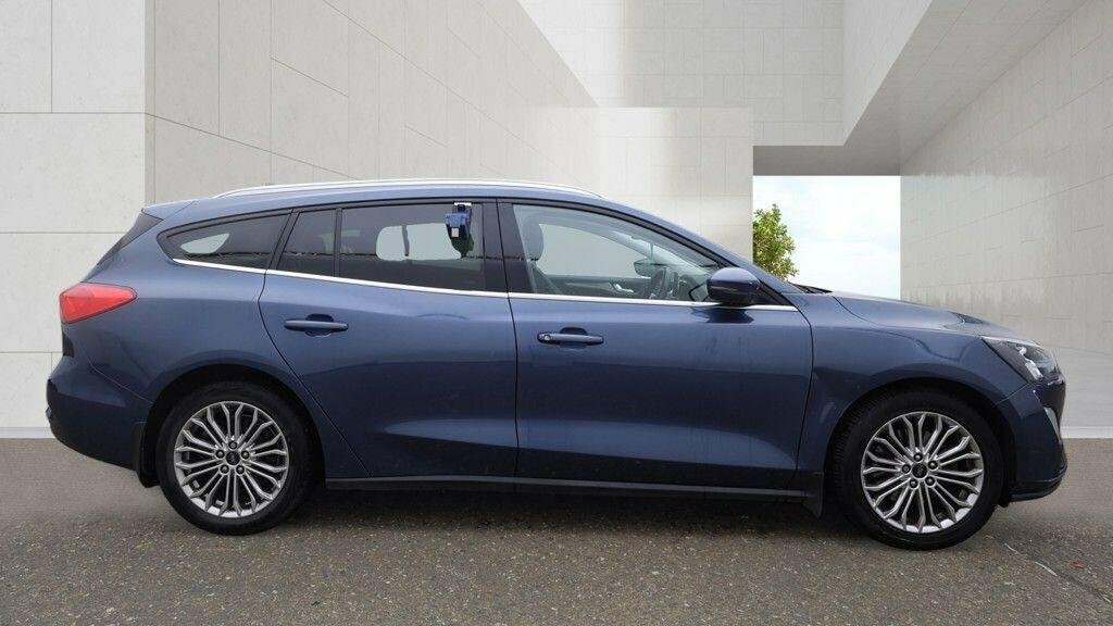 Ford Focus 1L Titanium X Blue #5