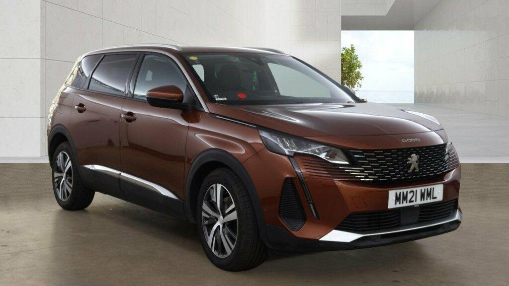 Peugeot 5008 1.5L Allure Premium Brown