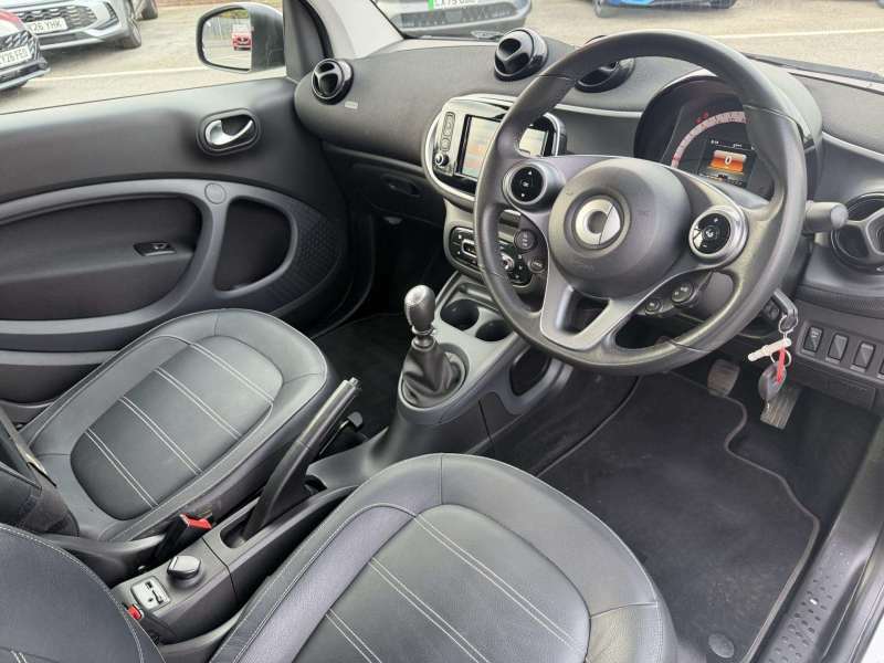 Smart Fortwo Cabrio Prime Premium T - 2019 19 White #3