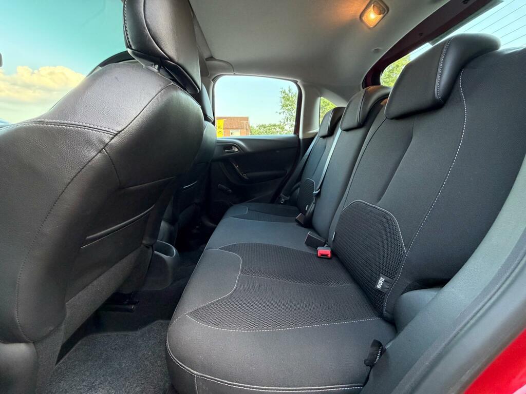 Citroen C3 Hatchback 1.2 Vti Vtr Red #11