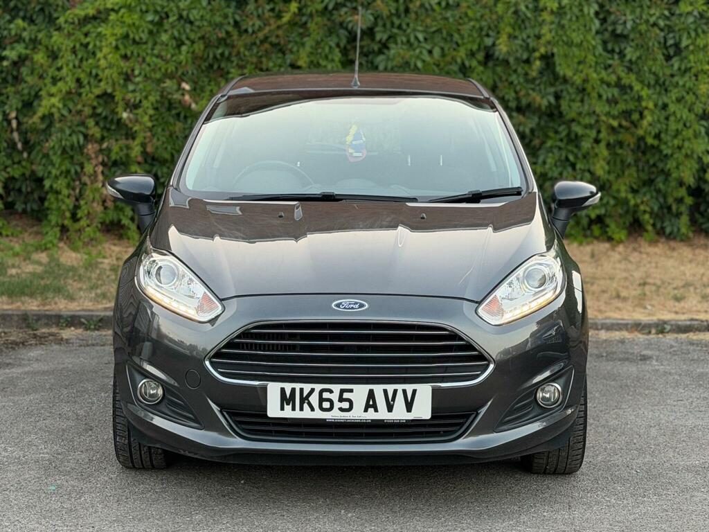 Ford Fiesta Zetec Grey #2