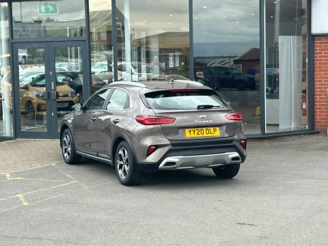 Kia Xceed Hatchback YY20OLP Brown #4