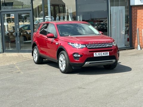 Land Rover Discovery Sport Estate Red