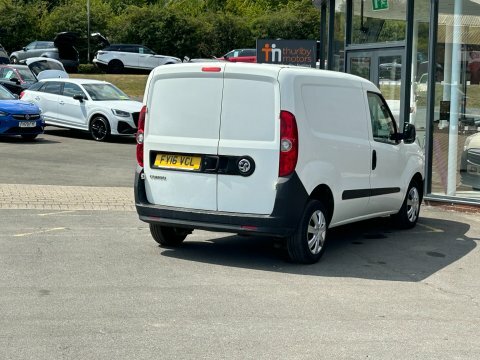 Vauxhall Combo Mpv White #6