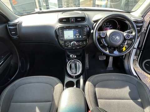 Kia Soul Suv 1.6 White #7
