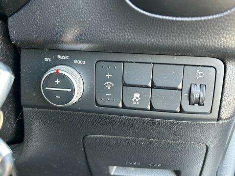 Kia Soul Suv 1.6 White #15