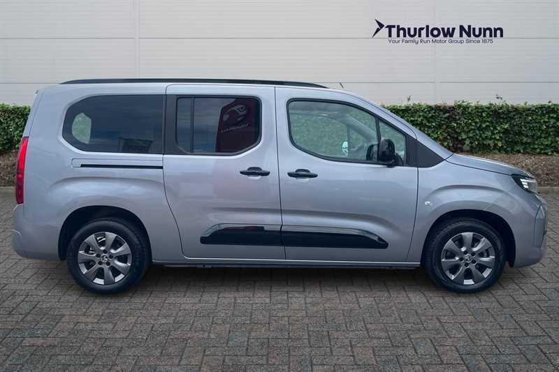 Vauxhall Combo-e Life Ultimate XL 52Kwh 136Ps LP74BKX Grey #2
