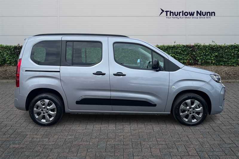 Vauxhall Combo-e Life Ultimate 52Kwh 136Ps Grey #2