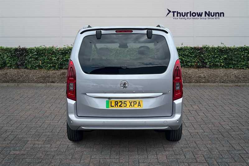 Vauxhall Combo-e Life Ultimate 52Kwh 136Ps Grey #4