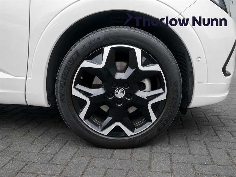 Vauxhall Grandland Ultimate 1.6 Startstop 225Ps DP24ORT White #5