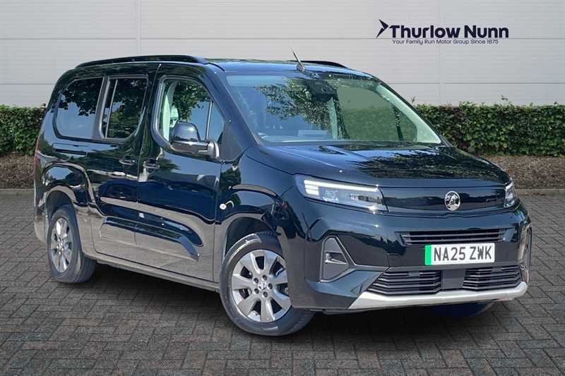 Vauxhall Combo-e Life 52Kwh Ultimate XL Mpv 11Kw Char Black