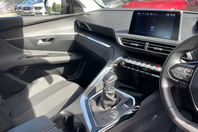 Peugeot 3008 1.2 Puretech Gt Eat8 Black #13