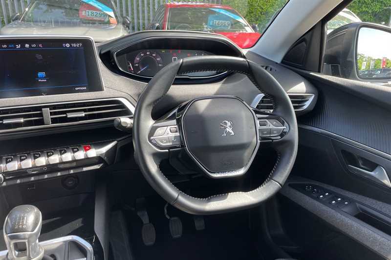 Peugeot 3008 1.2 Puretech Gt Eat8 Black #10