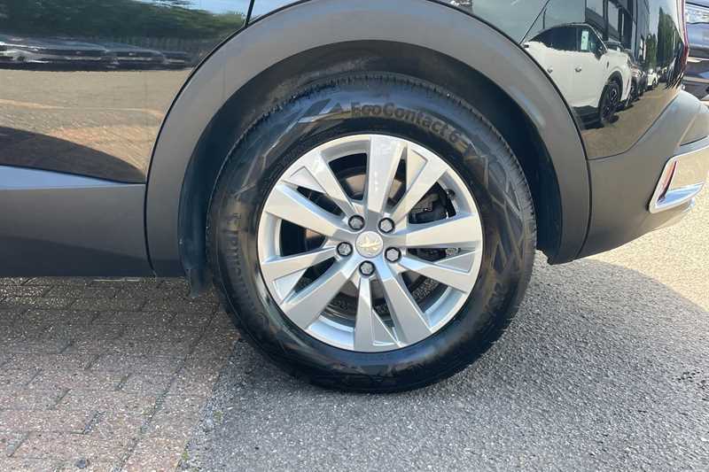 Peugeot 3008 1.2 Puretech Gt Eat8 Black #8