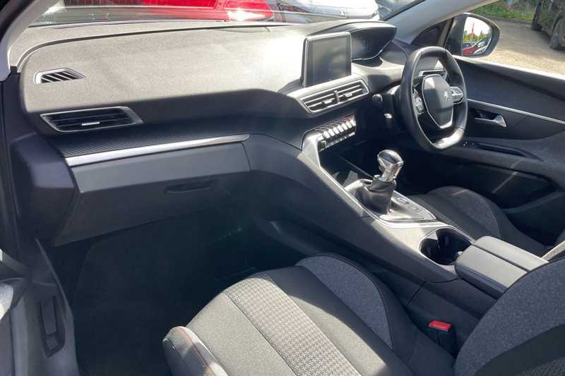 Peugeot 3008 1.2 Puretech Gt Eat8 Black #12