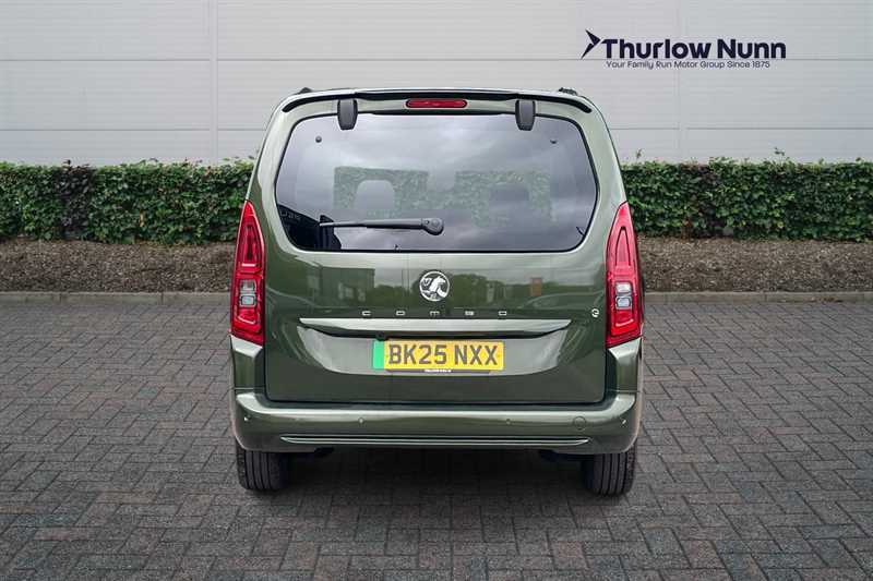 Vauxhall Combo-e Life 52Kwh Ultimate XL Mpv 11Kw Char Green #4