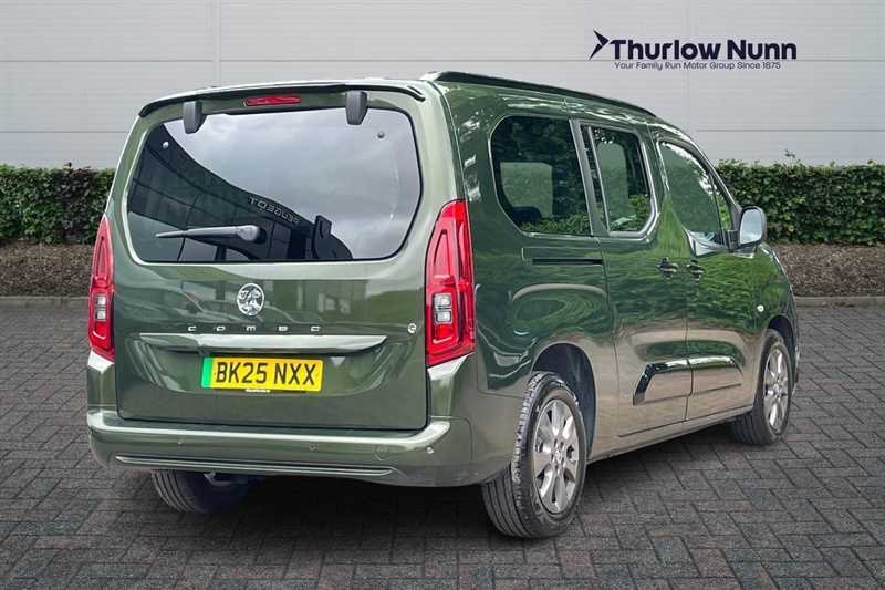 Vauxhall Combo-e Life 52Kwh Ultimate XL Mpv 11Kw Char Green #3