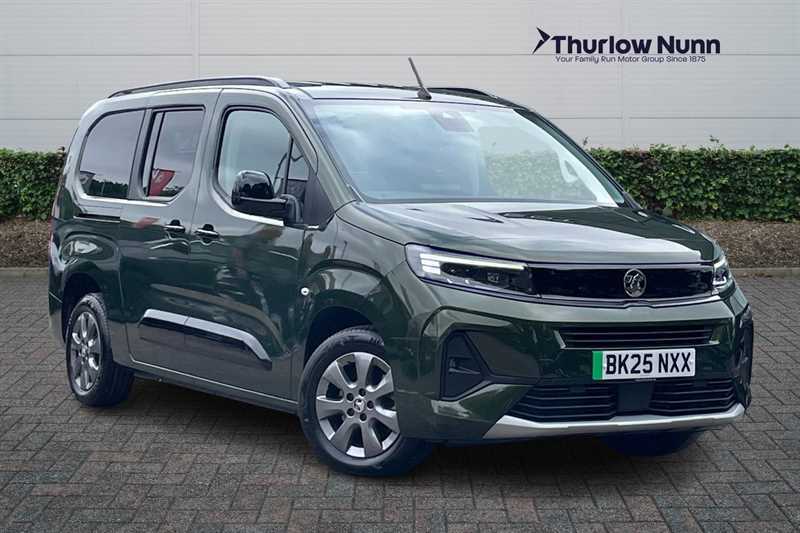 Vauxhall Combo-e Life 52Kwh Ultimate XL Mpv 11Kw Char Green