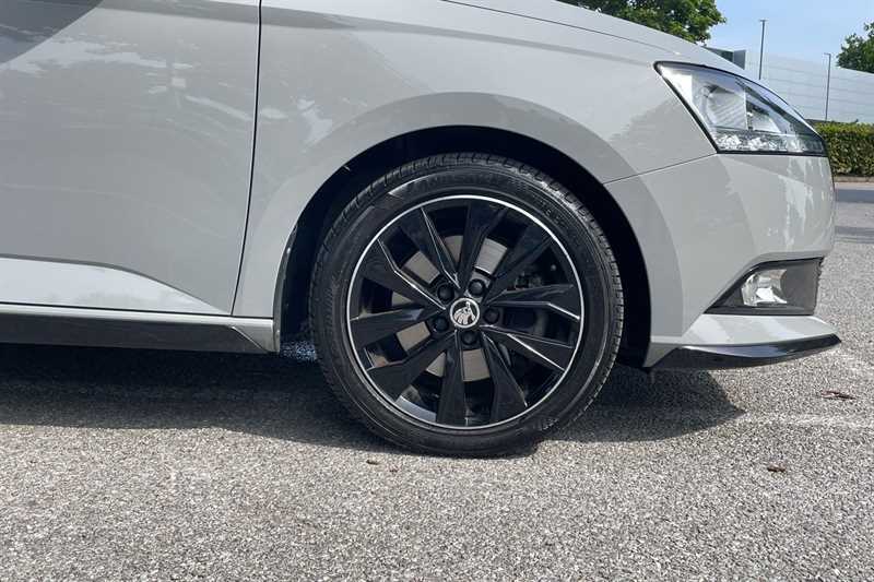Skoda Fabia 1.0 Tsi Colour Ed Hatch Dsg Euro 6 95 White #8