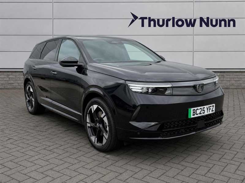 Vauxhall Grandland 73Kwh Ultimate Suv 213 Ps Black