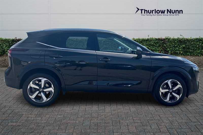 Nissan Qashqai 1.3 Dig-t Mhev N-connecta Suv Hybrid Xt KY71YED Black #2
