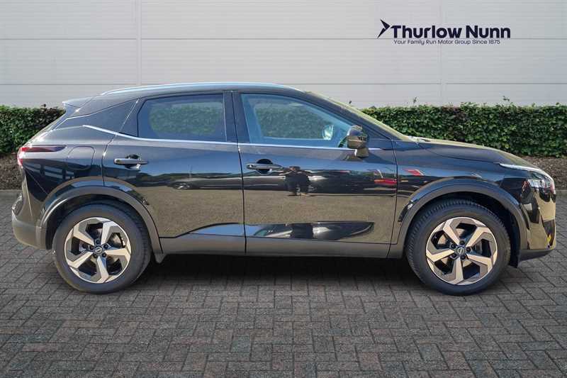Nissan Qashqai 1.3 Dig-t Mhev N-connecta Suv Hybrid Xt WF23RLY Black #2