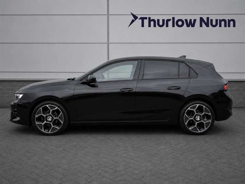 Vauxhall Astra Ultimate 1.2 Turbo Startstop 130Ps BT25PXM Black #4